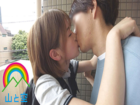 フェラ友ごっくんデート 感度抜群のガリちっぱい露出好きJ系 ビビる男をリードしながらノリノリ５発搾精！！永瀬ゆい　サンプル画像02